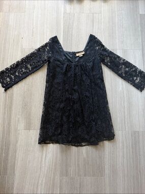 Karen Zambos Black Lace Long-Sleeve Shift Dress